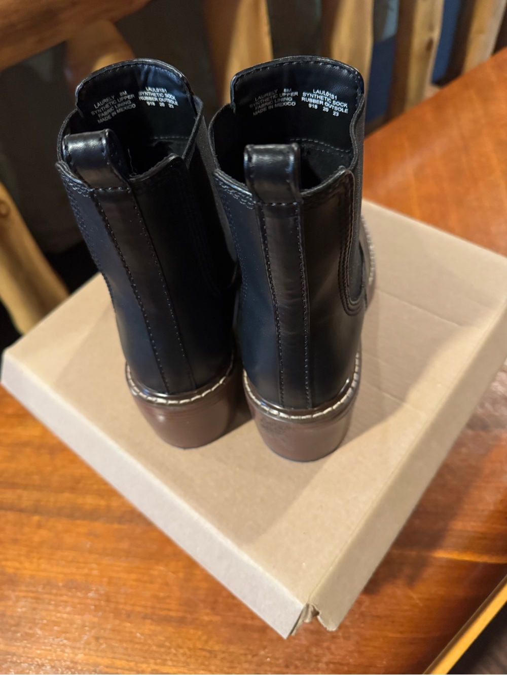 Steve Madden Black "LAURELY" Shoe Box - Picture 2 of 7